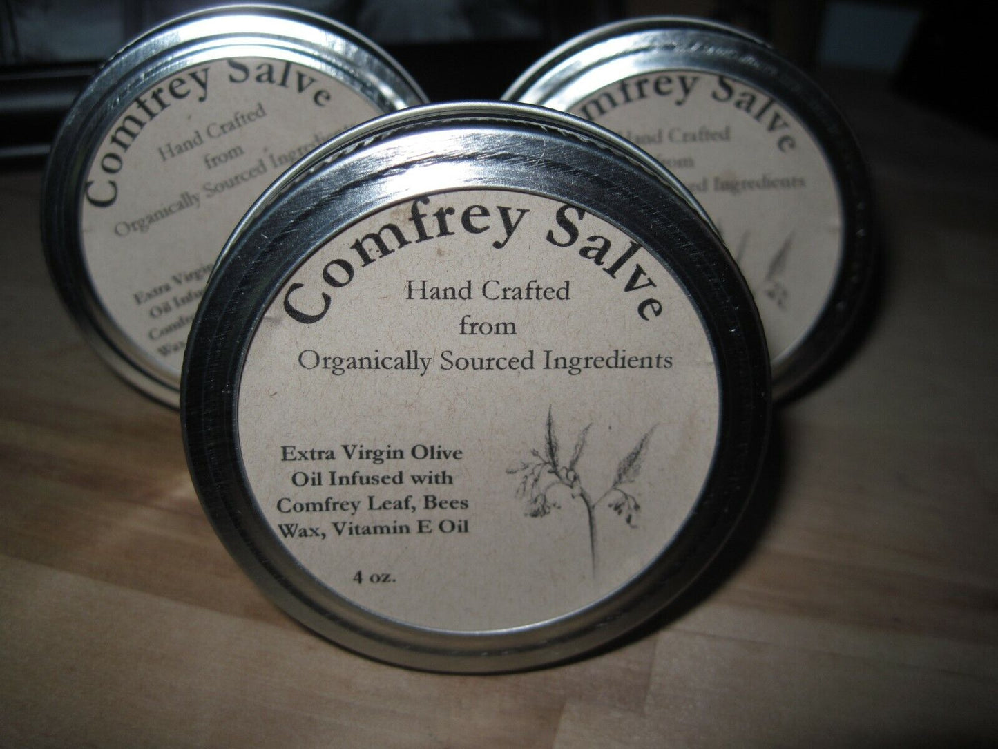 COMFREY SALVE - ORGANICALLY SOURCED INGREDIENTS - MADE in SMALL BATCHES -Glass Jar 4 OZ.