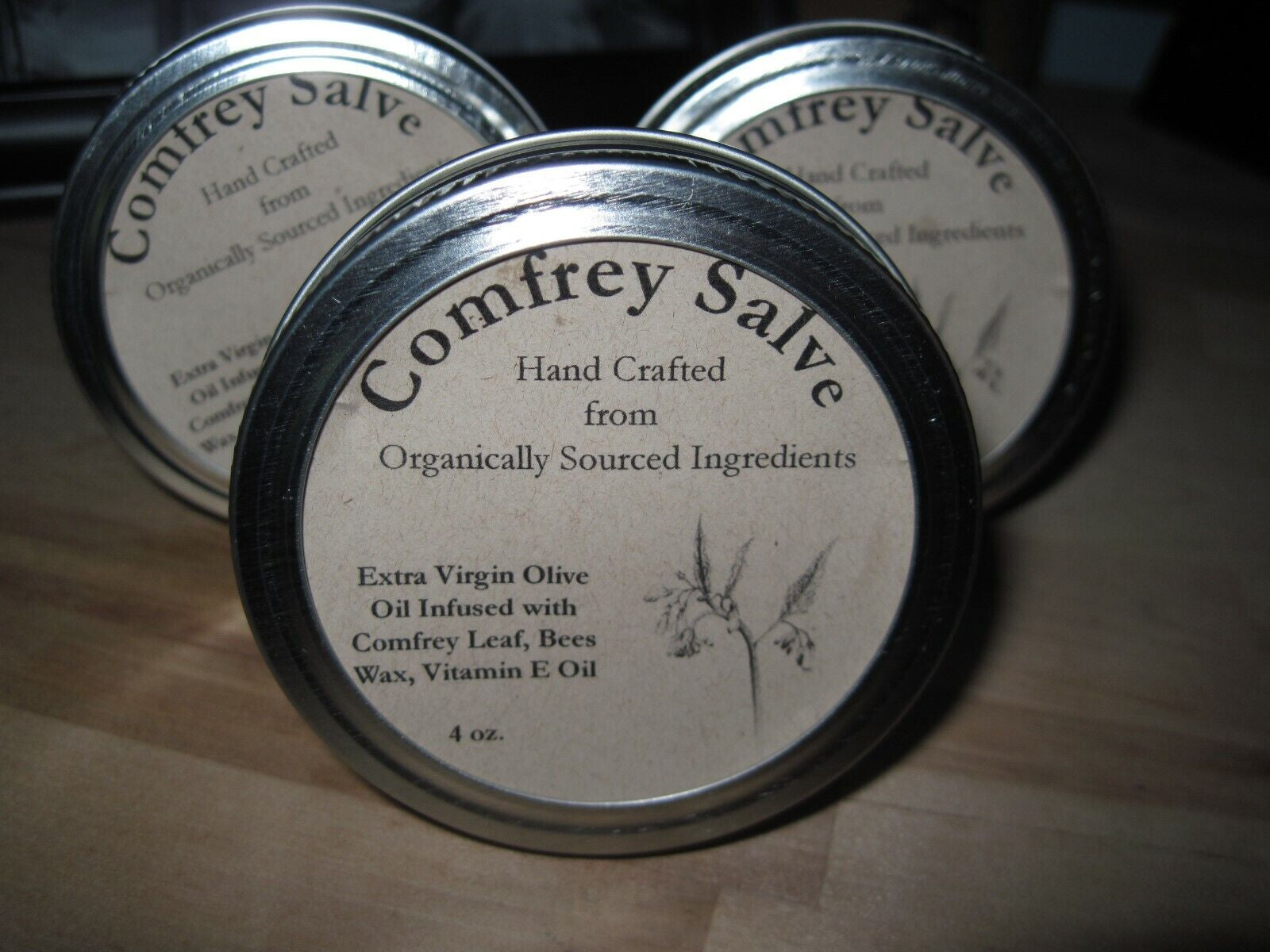 COMFREY SALVE - ORGANICALLY SOURCED INGREDIENTS - MADE in SMALL BATCHES -Glass Jar 4 OZ.