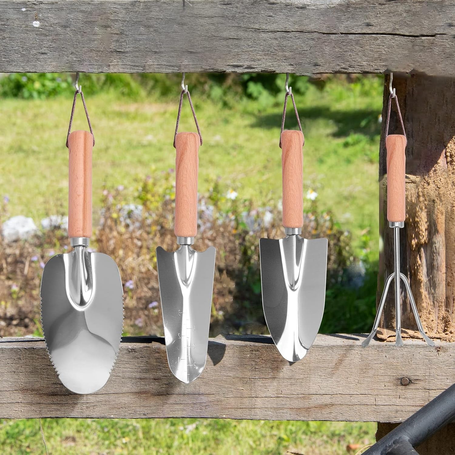 Gardening Tools Set of 4, Garden Tool Kit Comes with Wooden Alloy Multi